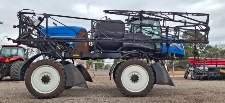 Pulverizador Autopropelido New Holland SP2500